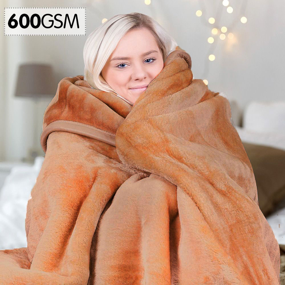 1+1 Δώρο Κουβέρτα Ισπανική Βελουτέ Gabriella Williams Υπέρδιπλη Καμελ 3kg 220x240cm BLVL01-CAMEL