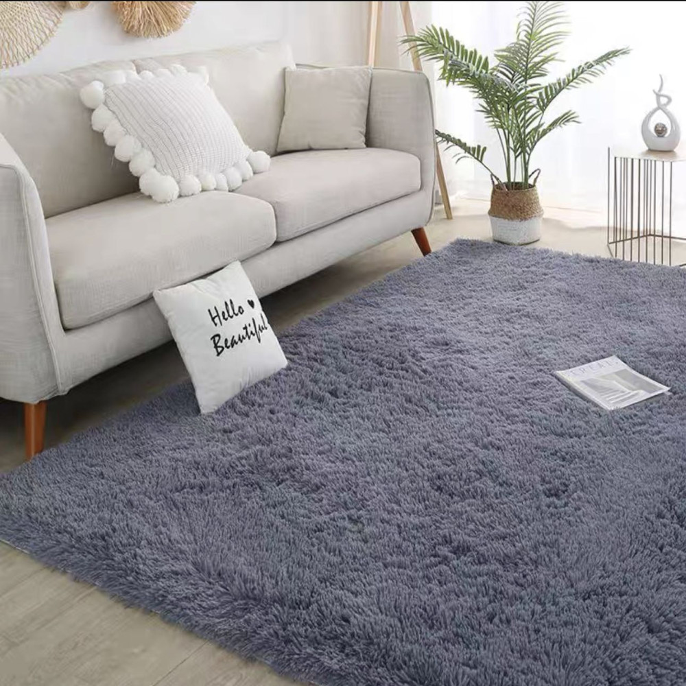 Πατάκι γούνινο ανοιχτό γκρι 60x90cm- άνεση και ζεστασιά