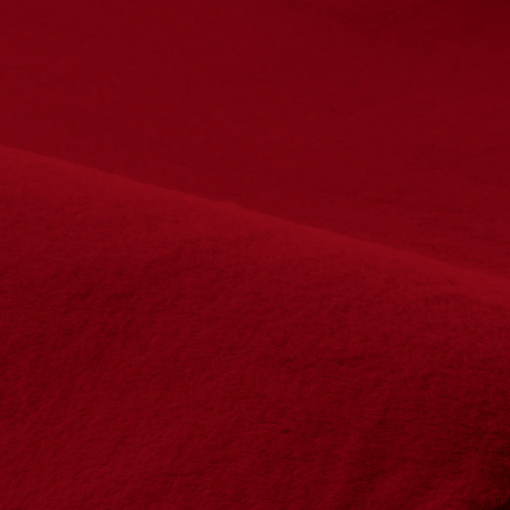 Γούνινο χαλί κόκκινο– εξαιρετικά απαλό, οικολογικό, με αντιολισθητική βάση Rabbit– Οικολογικό χαλί με γούνινη υφή που προσφέρει ζεστασιά