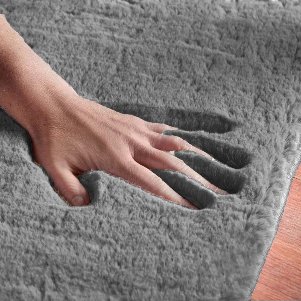 Rabbit– Οικολογικό χαλί με γούνινη υφή που προσφέρει ζεστασιά