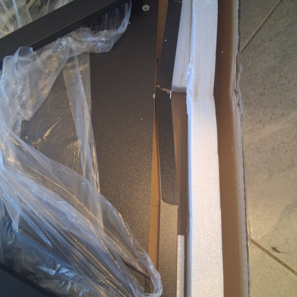 ΕΚΘΕΣΙΑΣΚΟ Gaming Γραφείο με Μεταλλικά Πόδια 120x60x76 cm